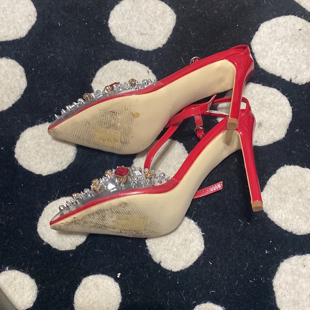 Clear Beaded Pump - image 3